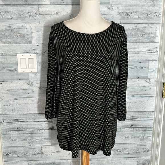 ADRIANNA PAPELL PRINTED 3/4 PLEATED SLEEVE BLOUSE - Picture 2 of 9